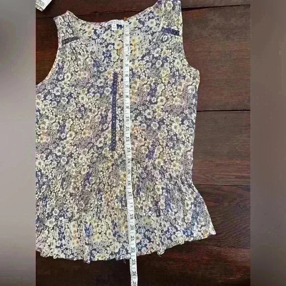 LIKE NEW Annie Floral Boho Top Size XS - Picture 5 of 7